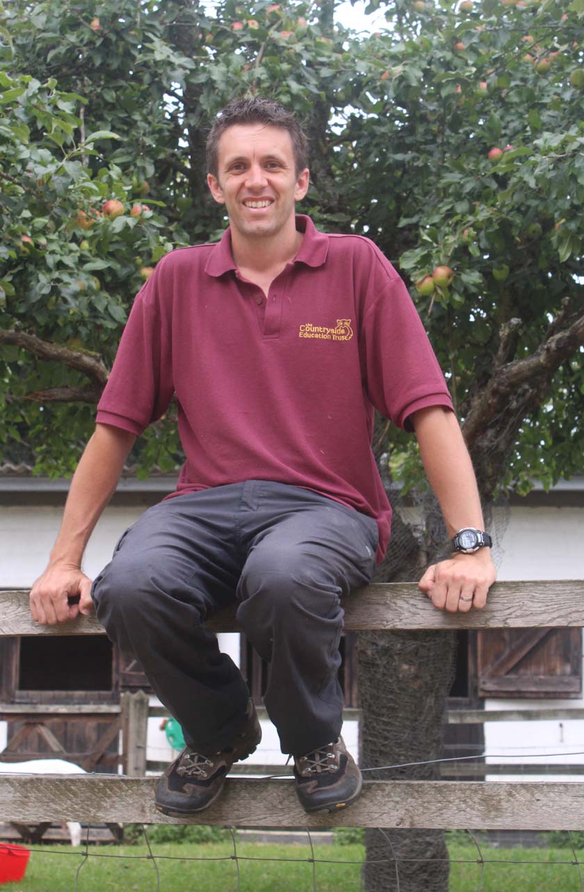 Steve Barnard : Senior Education Officer